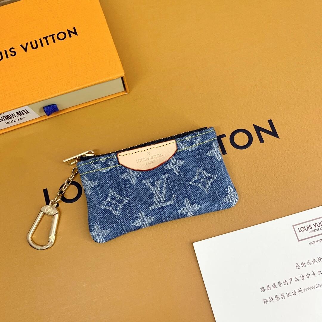 Luxury LV Monogram Coin Pouch – Stylish & Compact Keychain Wallet