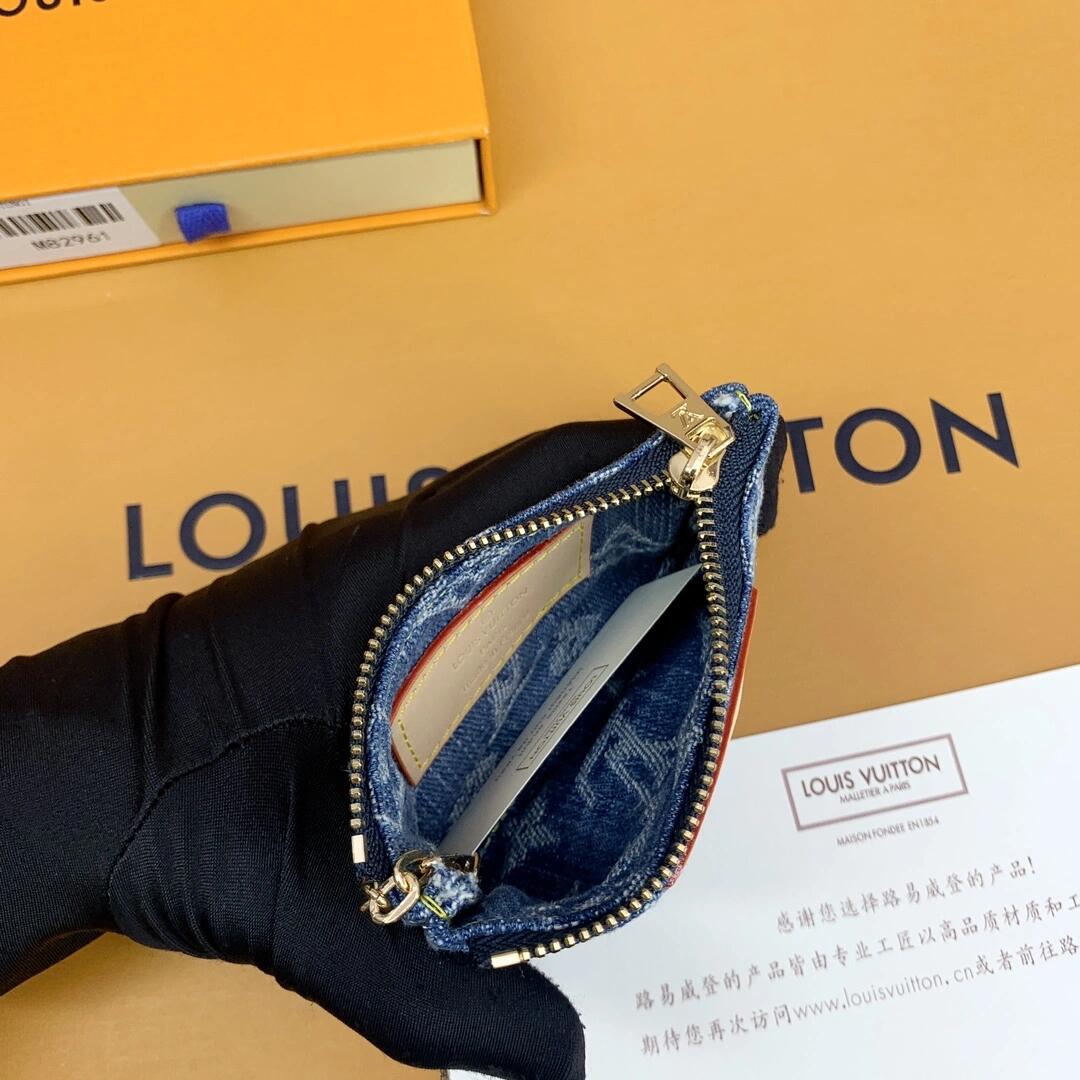 Luxury LV Monogram Coin Pouch – Stylish & Compact Keychain Wallet