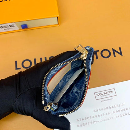 Luxury LV Monogram Coin Pouch – Stylish & Compact Keychain Wallet